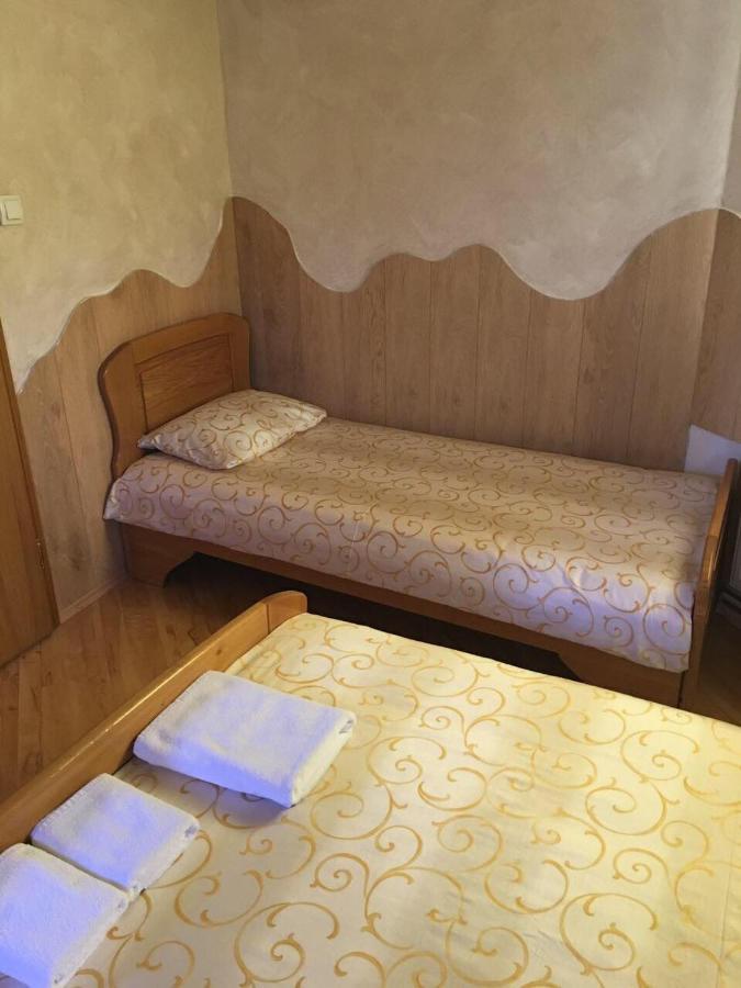 Apartment Pizzeria Actros Nova Topola
