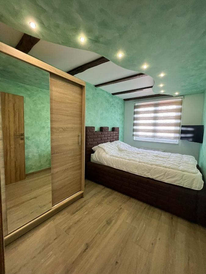 Pizzeria Actros Apartment Nova Topola