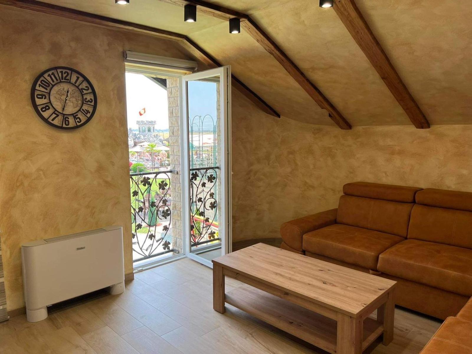 Apartment Pizzeria Actros Nova Topola